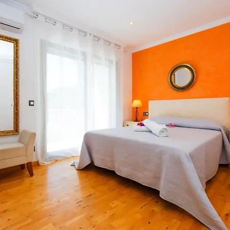 Mediterranea Planet Costa Dorada Салоу