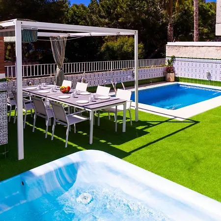 Mediterranea Planet Costa Dorada Σαλού